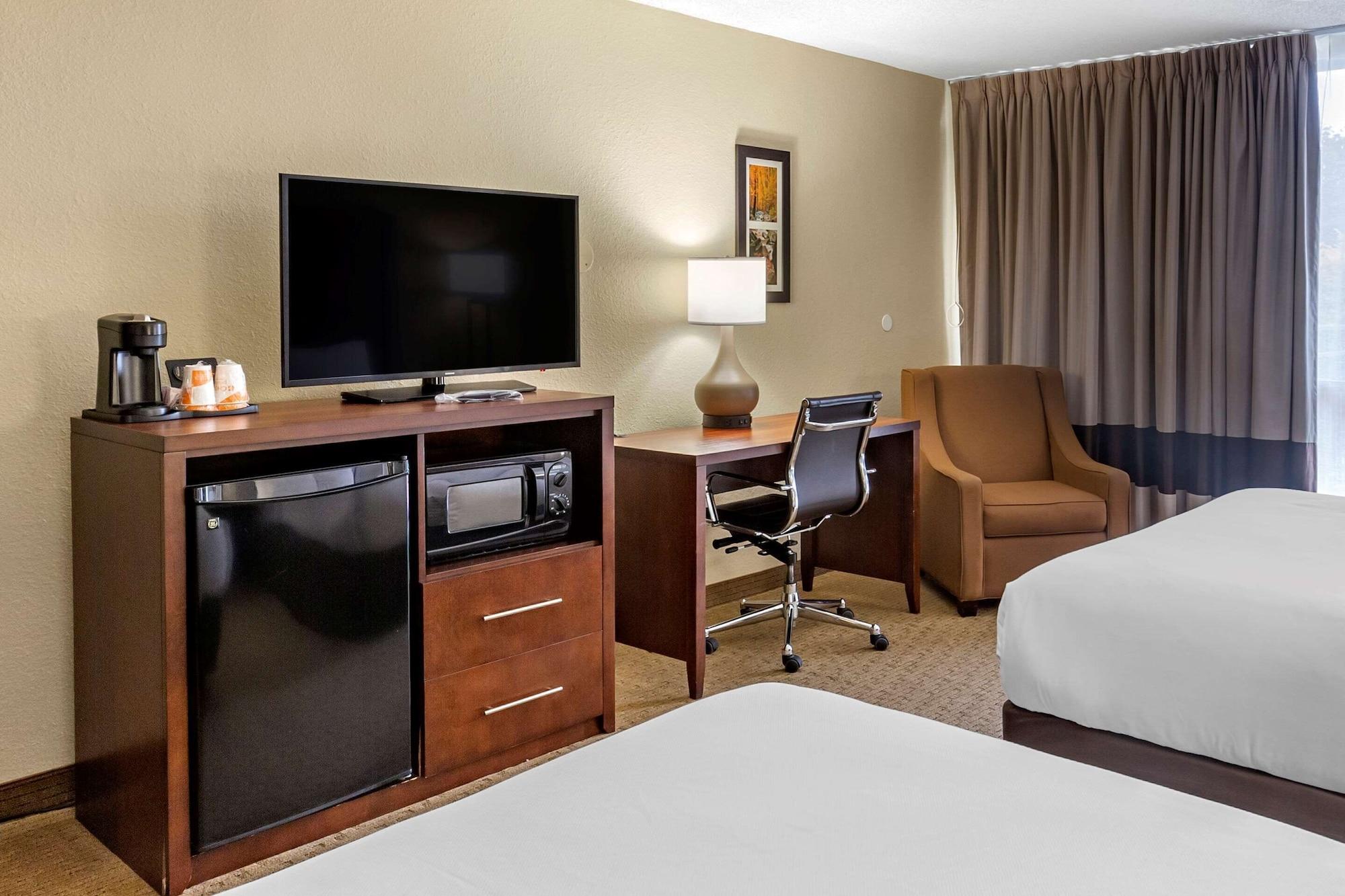 Comfort Inn & Suites Near Danville Mall Kültér fotó