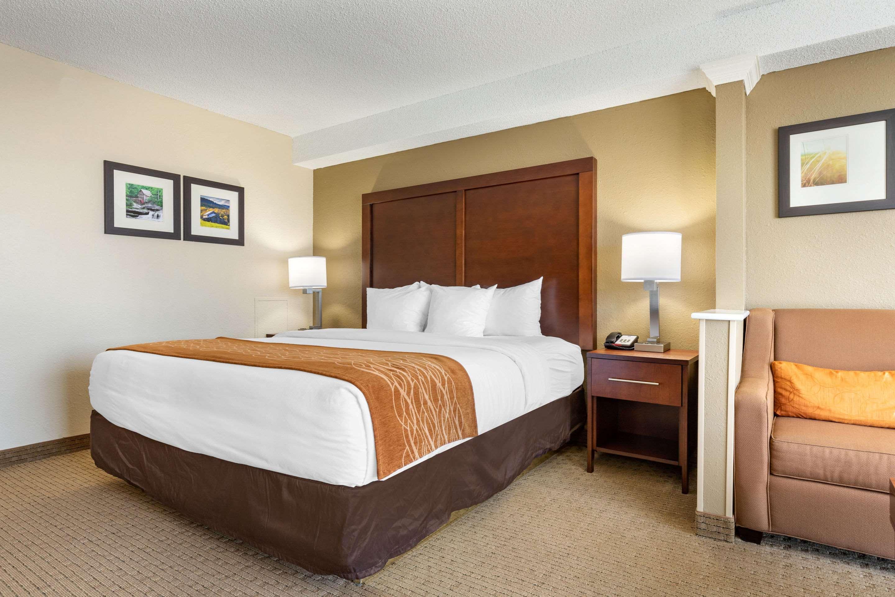 Comfort Inn & Suites Near Danville Mall Kültér fotó