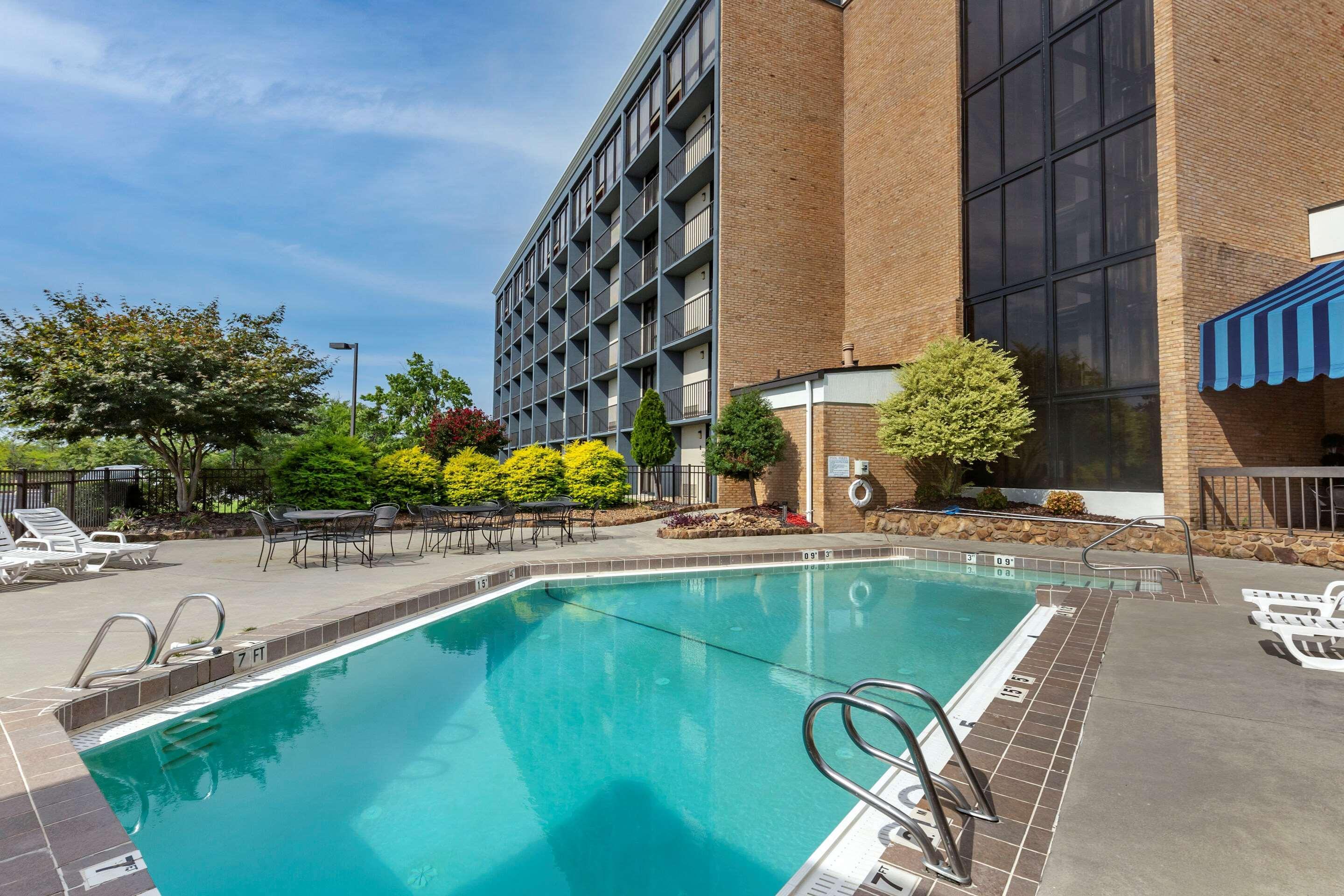 Comfort Inn & Suites Near Danville Mall Kültér fotó