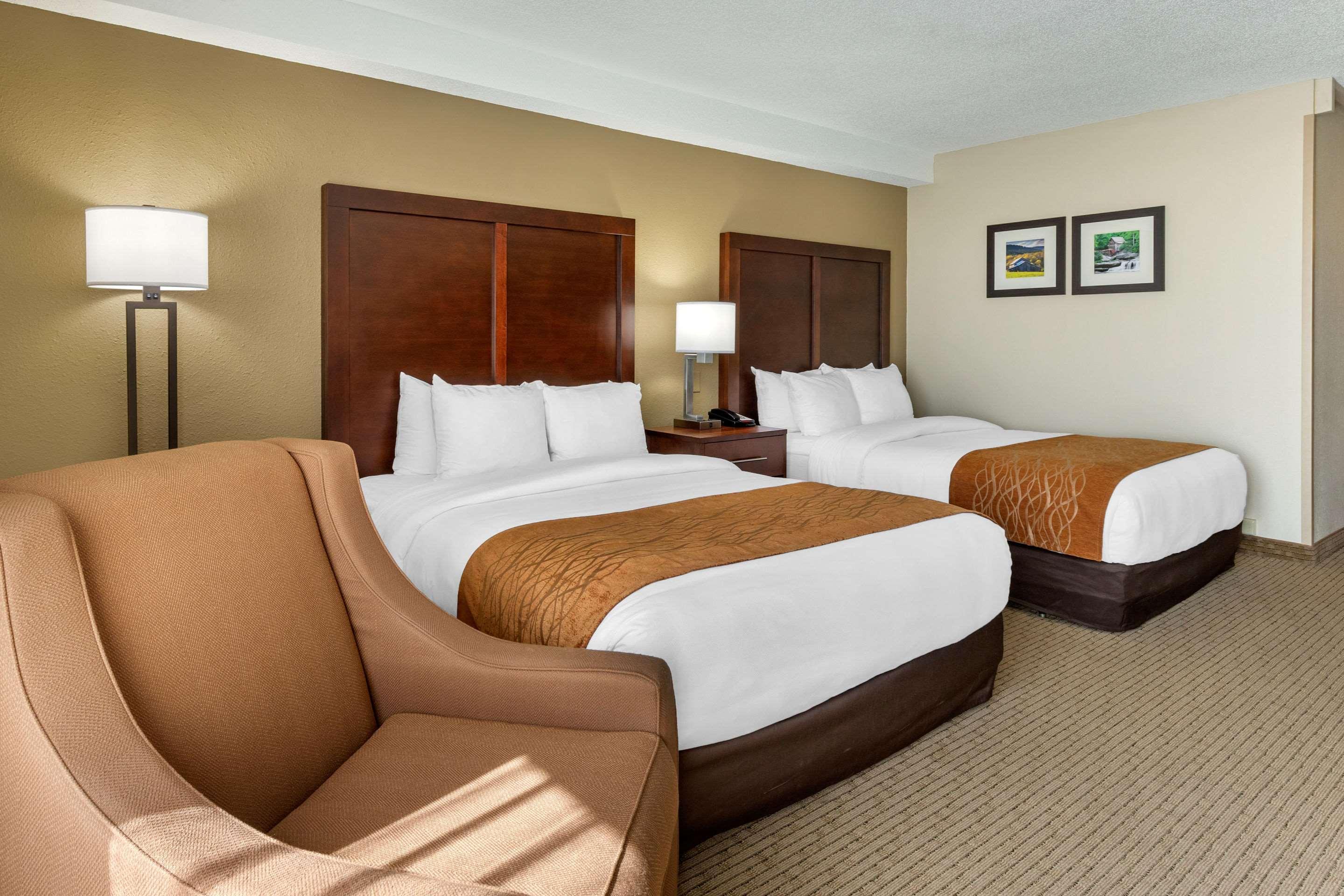 Comfort Inn & Suites Near Danville Mall Kültér fotó