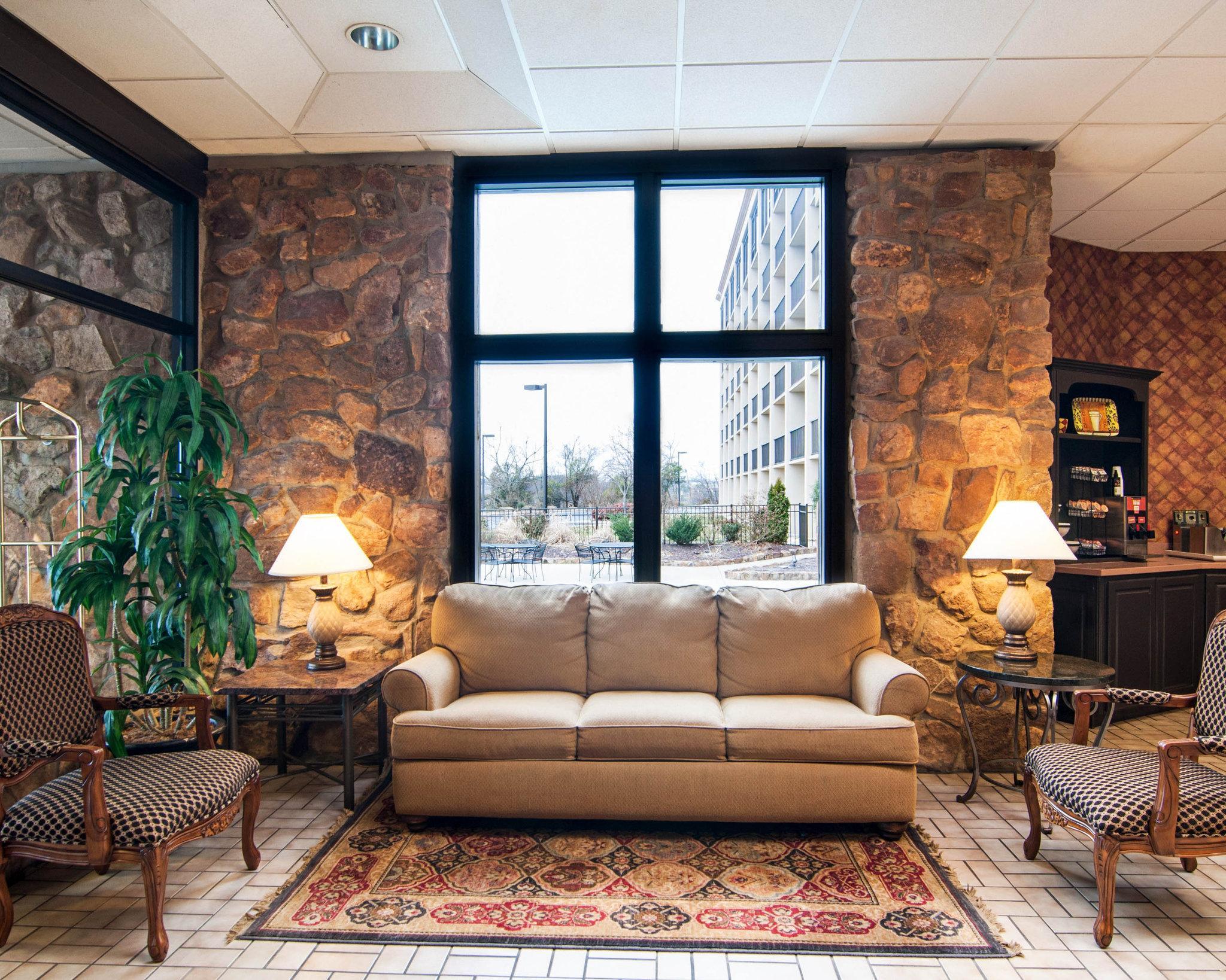 Comfort Inn & Suites Near Danville Mall Kültér fotó