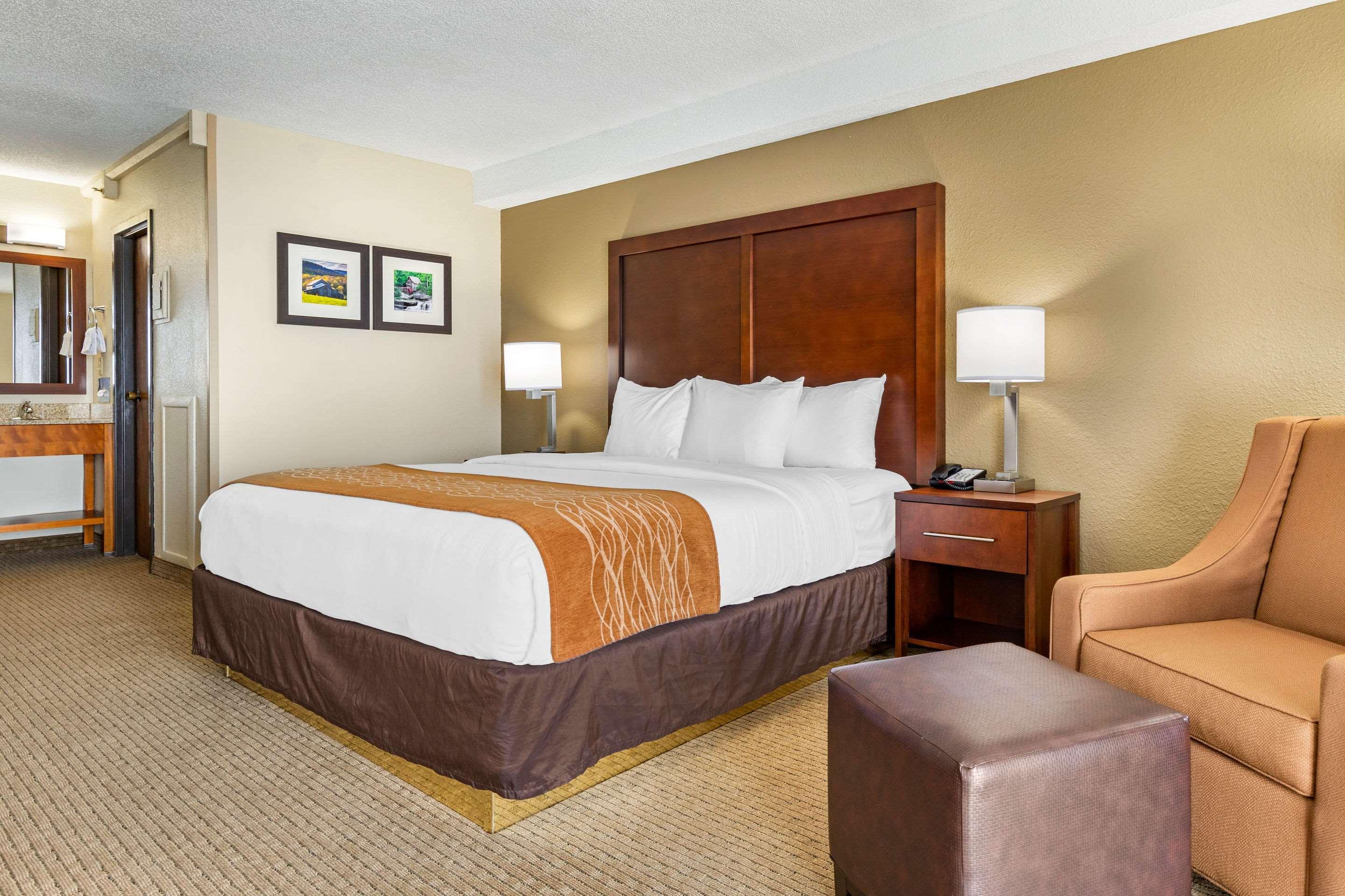 Comfort Inn & Suites Near Danville Mall Kültér fotó